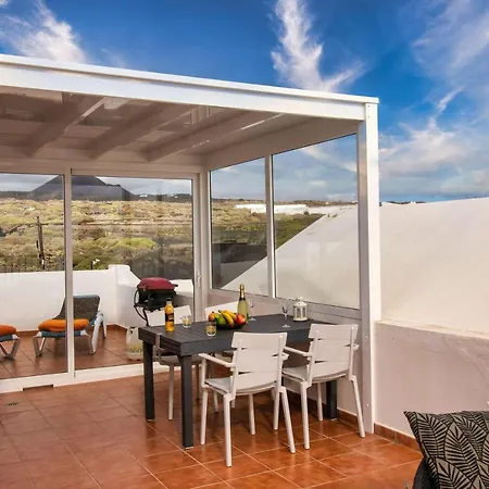 Ocean-Tiny-House Holiday home